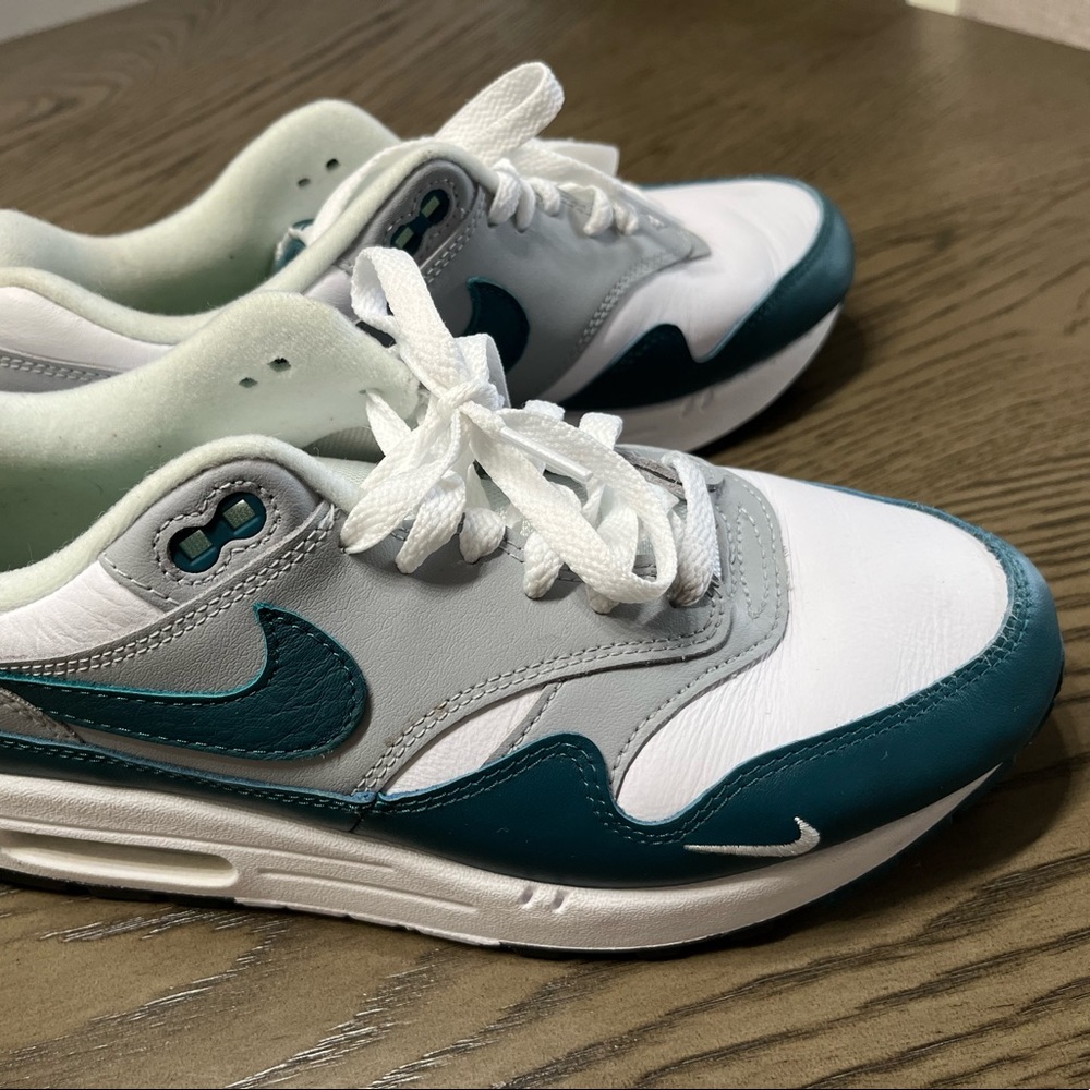 Men’s Air Max Sc. Size 8.5. Preowned. No sole